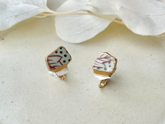 有田焼 円左エ門窯 金継ぎ ネジバネ式イヤリング 手書き 絵付け 和柄 シェルストーン 天然石 伝統工芸 #288