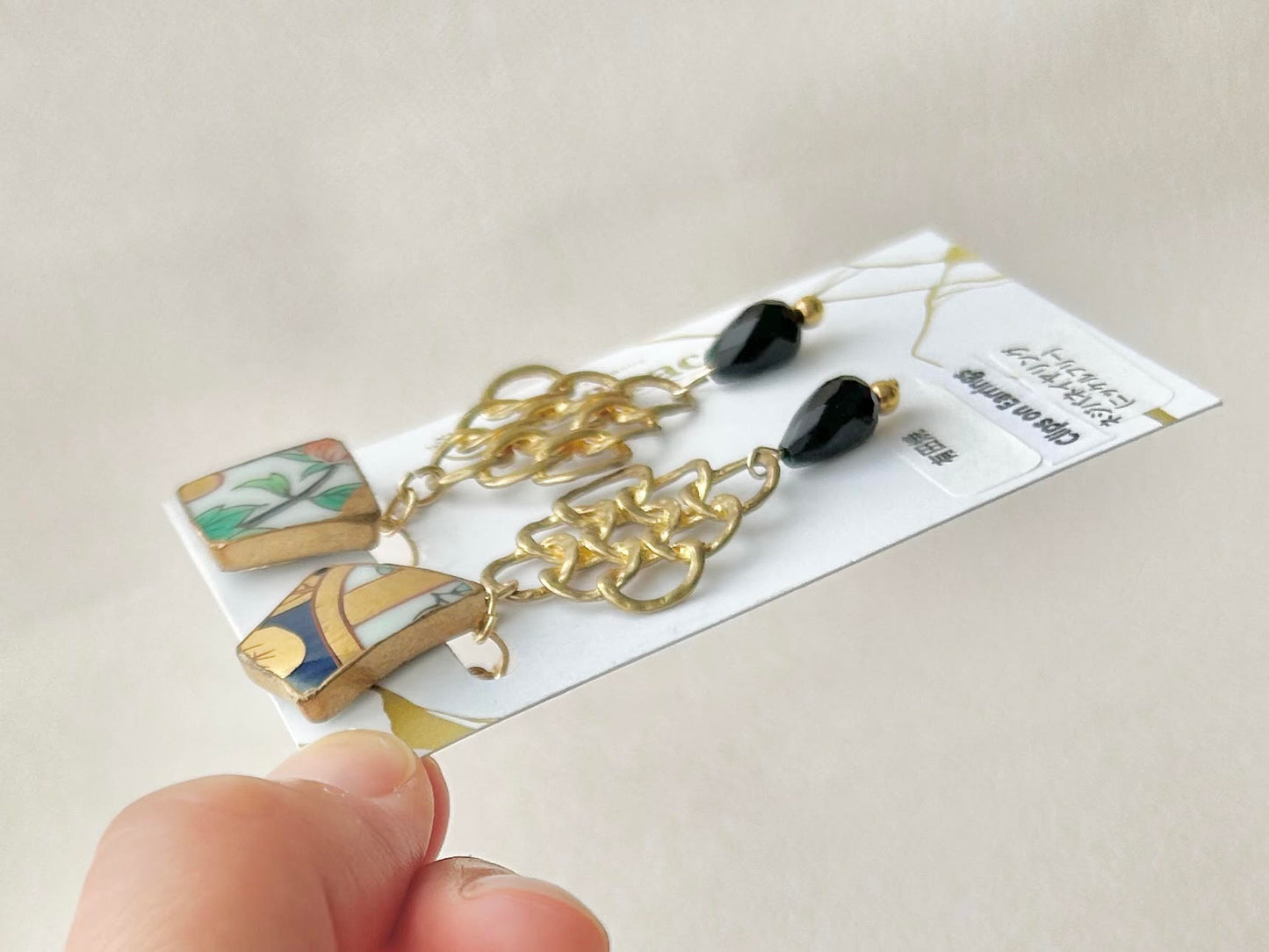 Imari Ware Kintsugi Titanium Earrings Gold Carnelian