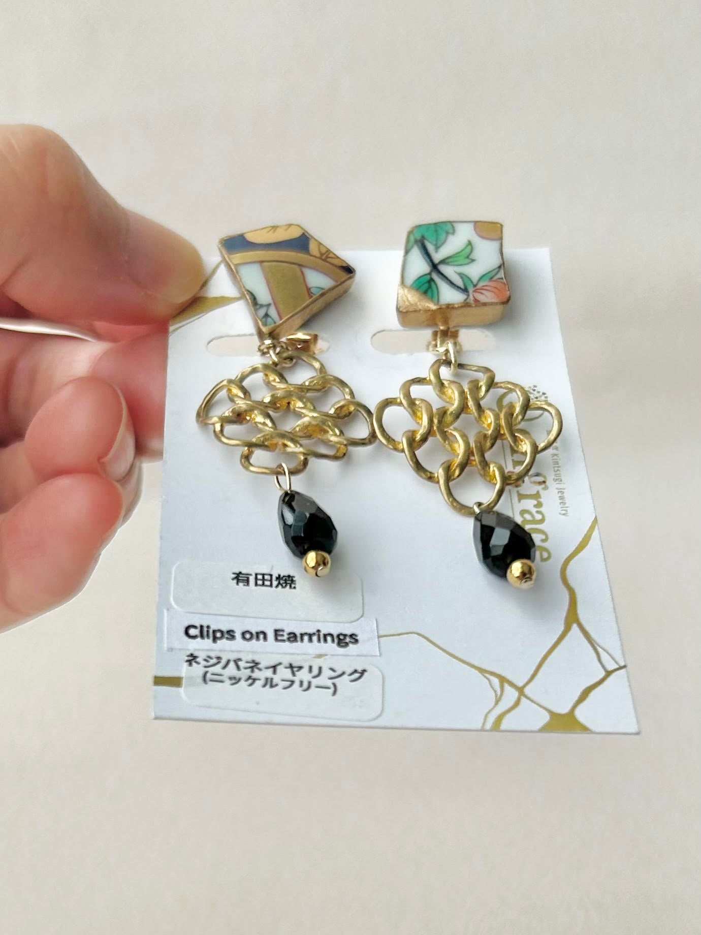 Imari Ware Kintsugi Titanium Earrings Gold Carnelian