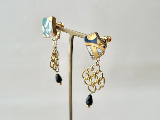 有田焼 金継ぎ ネジバネ式イヤリング 緑 リーフ柄 ゴールド 揺れる 伝統工芸 #280