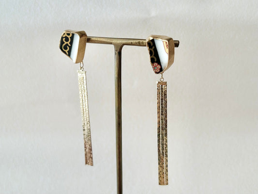 有田焼 金継ぎ サージカルステンレスピアス 花柄 和柄 ゴールドスウィングパーツ 揺れる 伝統工芸 #301