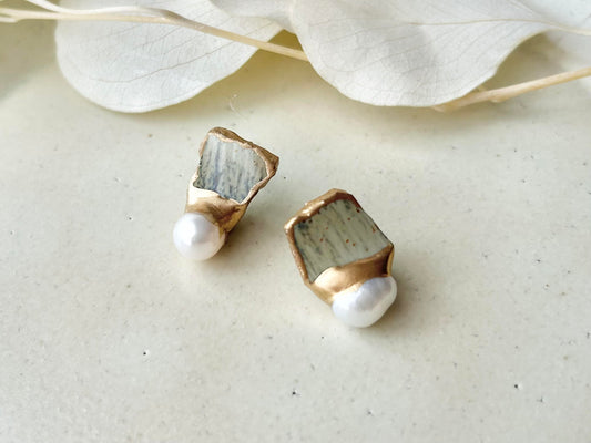 唐津焼 金継ぎ サージカルステンレスピアス グレー 淡水パール 天然石 伝統工芸 #305