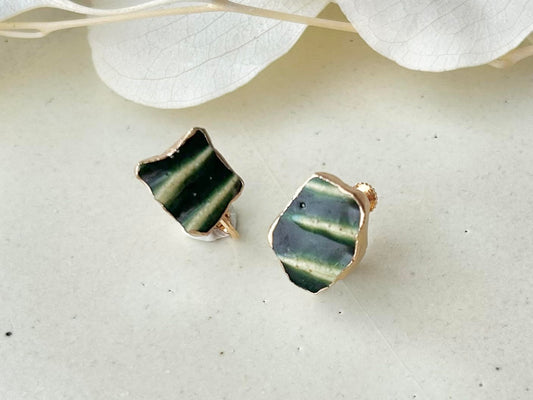 織部焼 金継ぎ ネジバネ式イヤリング 深い緑 伝統工芸 #318