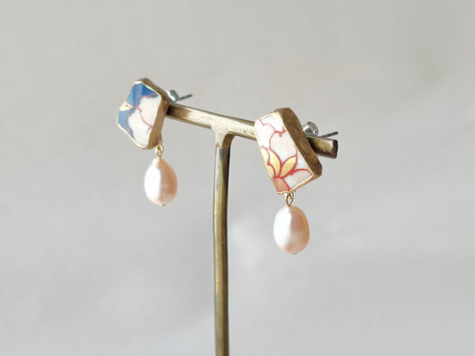有田焼 金継ぎ サージカルステンレスピアス ピンク 花柄 淡水パール 揺れる 伝統工芸 #325