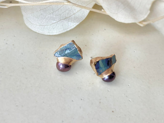 萩焼 金継ぎ サージカルステンレスピアス 藍色 淡水パール ブラックピーコック 天然石 伝統工芸 #349