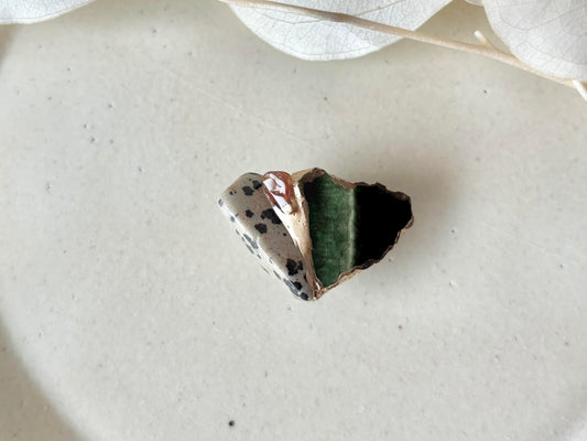 Imari Ware Kintsugi Titanium Earrings Gold Carnelian