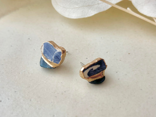 有田焼 金継ぎ サージカルステンレスピアス 青 白 アパタイト 天然石 伝統工芸 #378