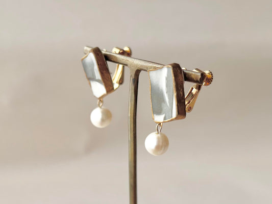 京焼 金継ぎ ネジバネ式イヤリング グレー 白 淡水パール 揺れる 天然石 伝統工芸 #381