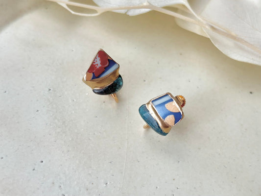 有田焼 金継ぎ ネジバネ式イヤリング 赤 花柄 アパタイト 天然石 伝統工芸 #385