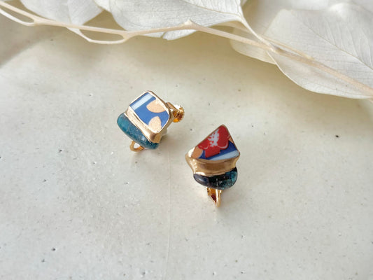 有田焼 金継ぎ ネジバネ式イヤリング 赤 花柄 アパタイト 天然石 伝統工芸 #385