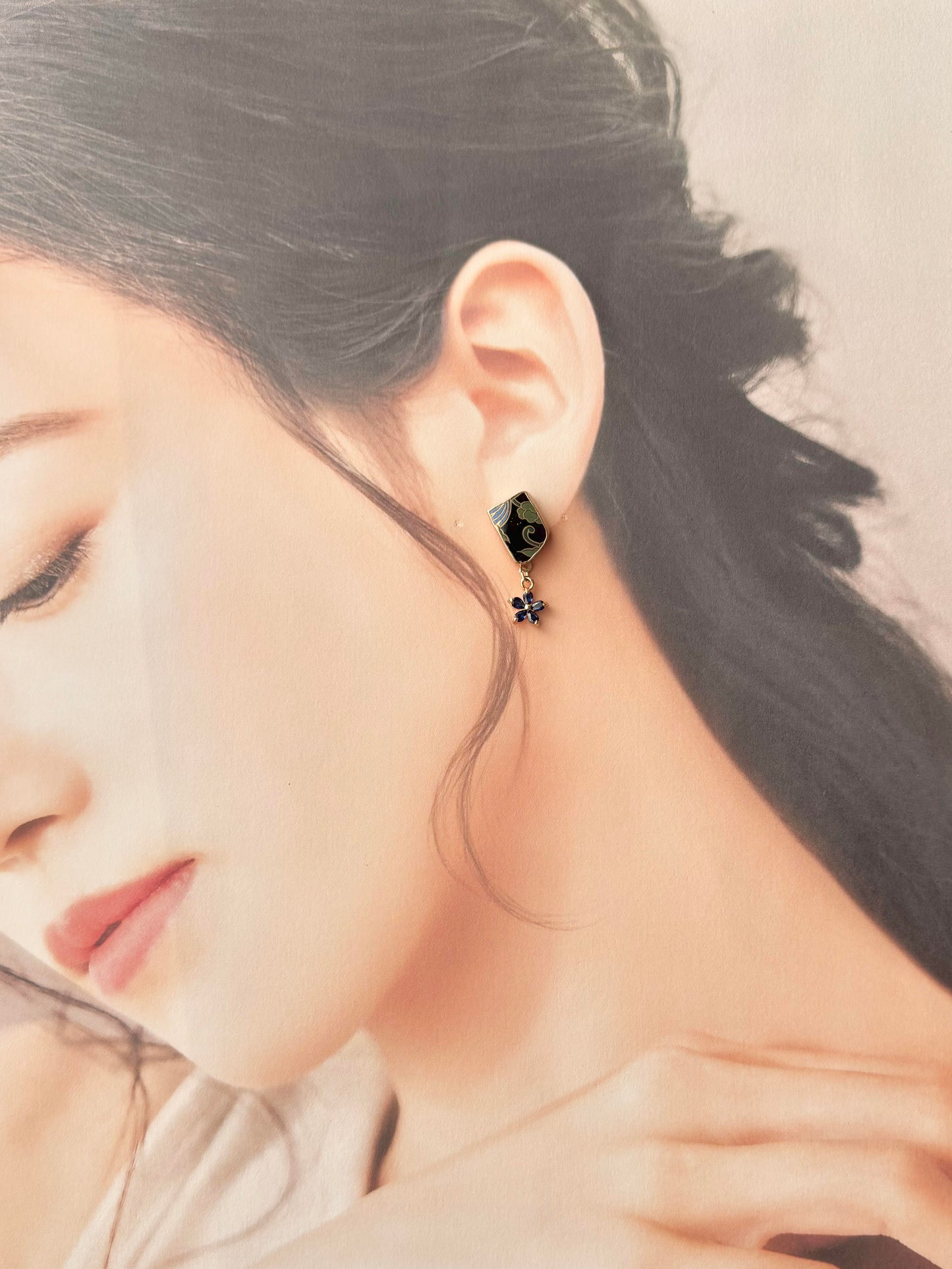 有田焼 金継ぎ サージカルステンレスピアス 黒 和柄 揺れる 伝統工芸 #392