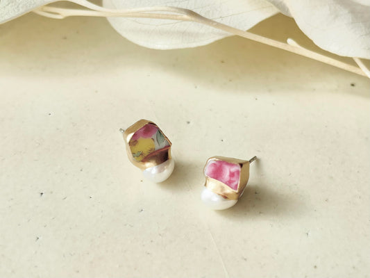 有田焼 金継ぎ サージカルステンレスピアス ピンク 黄色 花柄 淡水パール 天然石 伝統工芸 #393