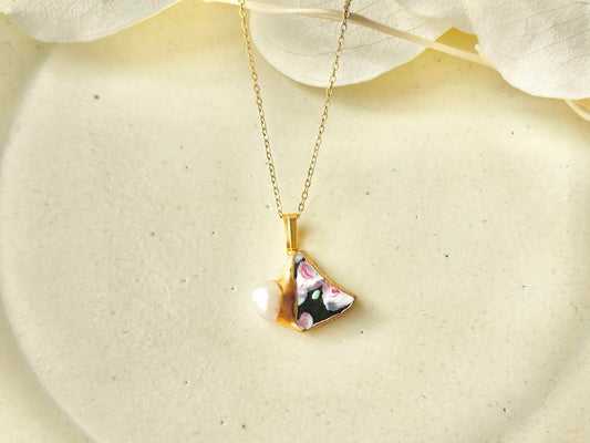 京焼 金継ぎ ネックレス サージカルステンレスチェーン アレルギー対応 18K 手書き 絵付け 花柄 淡水パール 天然石 伝統工芸 #398