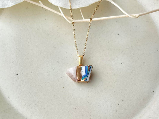 有田焼 金継ぎ ネックレス サージカルステンレスチェーン アレルギー対応 18K 和柄 モルガナイト 天然石 伝統工芸 #445