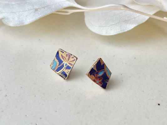 【金具が選べる】有田焼 金継ぎ ピアス イヤリング 青 花柄 リーフ柄 伝統工芸 #475