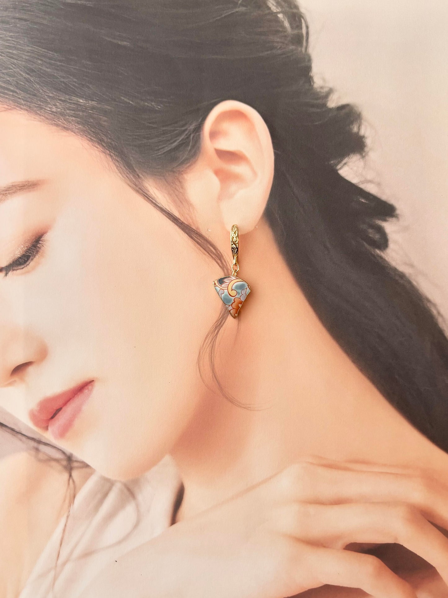 有田焼 金継ぎ 14KGFピアス オレンジ リーフ柄 揺れる 伝統工芸 #498