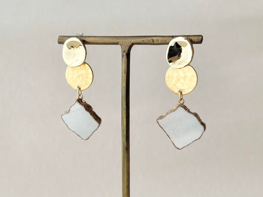 萩焼 金継ぎ サージカルステンレスピアス 白色 揺れる 伝統工芸 #500