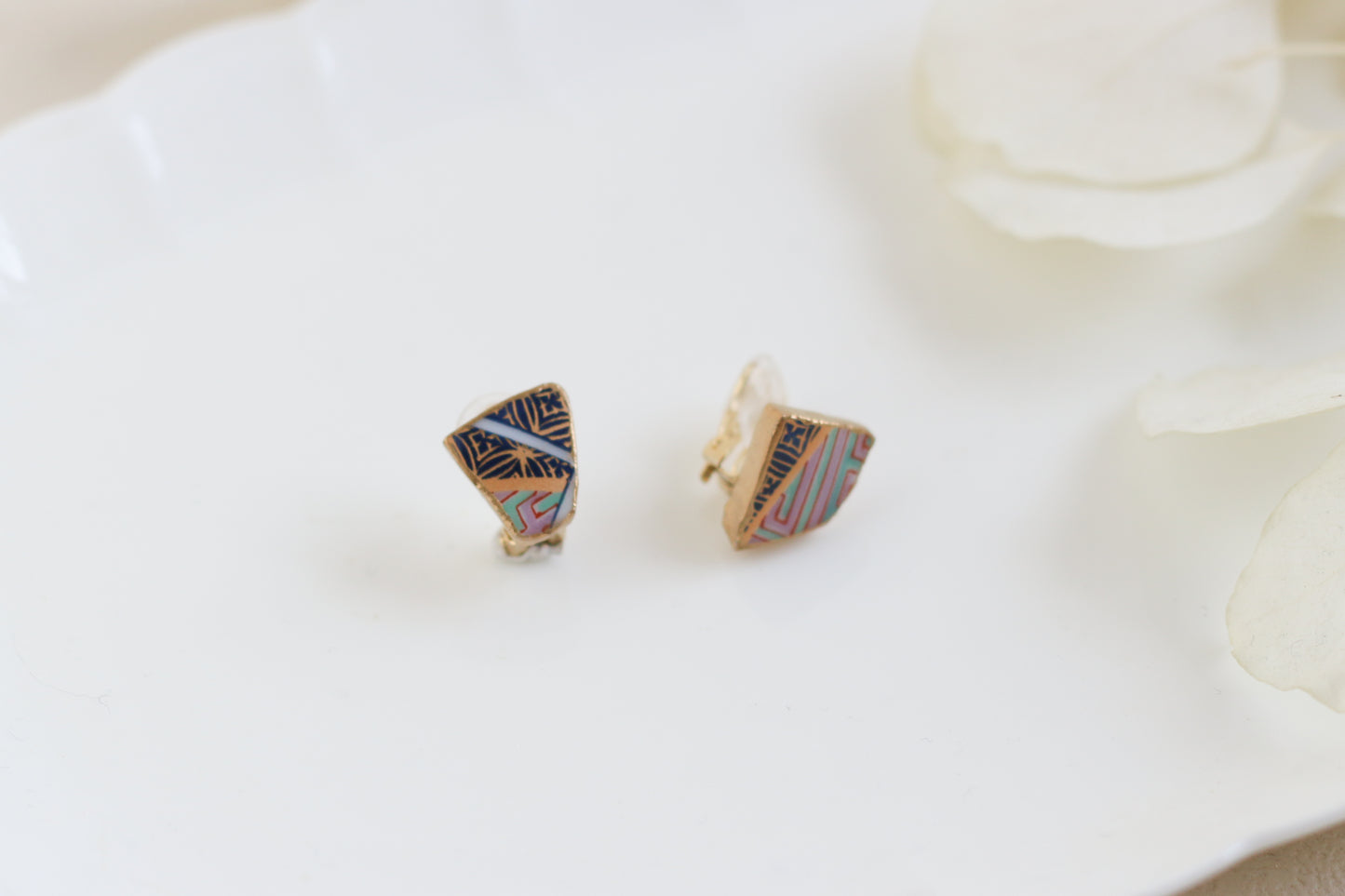 Sea Drifted Porcelain Kintsugi Ring one-size-fits-all