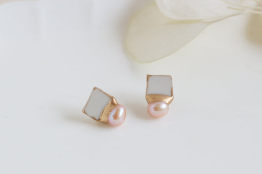 受注制作 【金具が選べる】白華窯 **Vogue Japan 掲載作品 **金継ぎ サージカルステンレスピアス 淡水パール 上品 伝統工芸