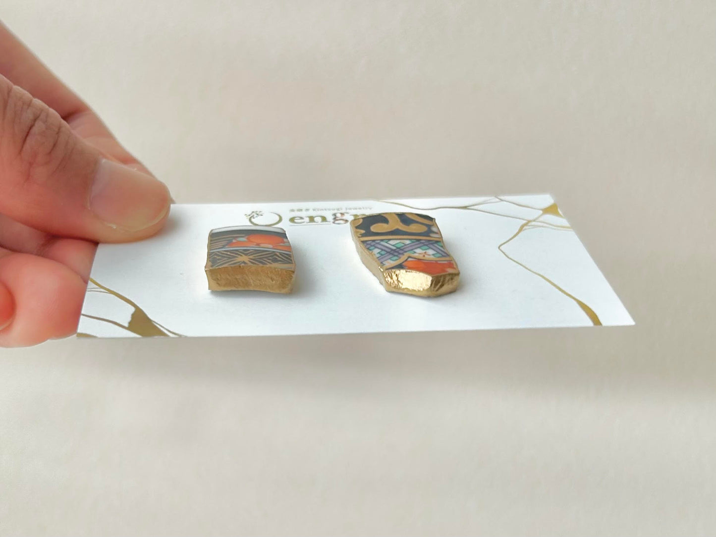Imari Ware Kintsugi Titanium Earrings Gold Carnelian