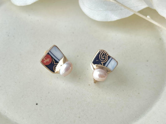 有田焼 金継ぎ ネジバネ式イヤリング 和柄 淡水パール 天然石 伝統工芸 #187