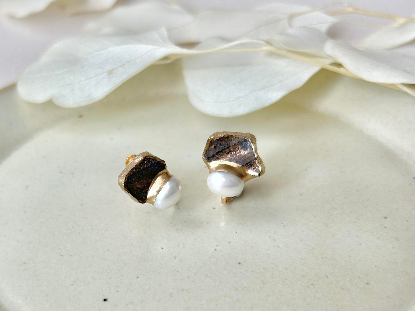 Sea Drifted Porcelain Kintsugi Ring one-size-fits-all