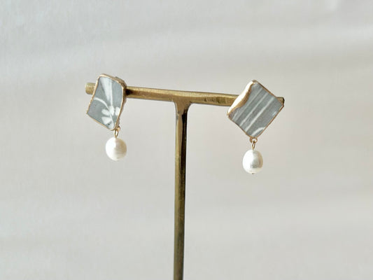 京焼 金継ぎ サージカルステンレスピアス グレー 淡水パール 天然石 伝統工芸 #201