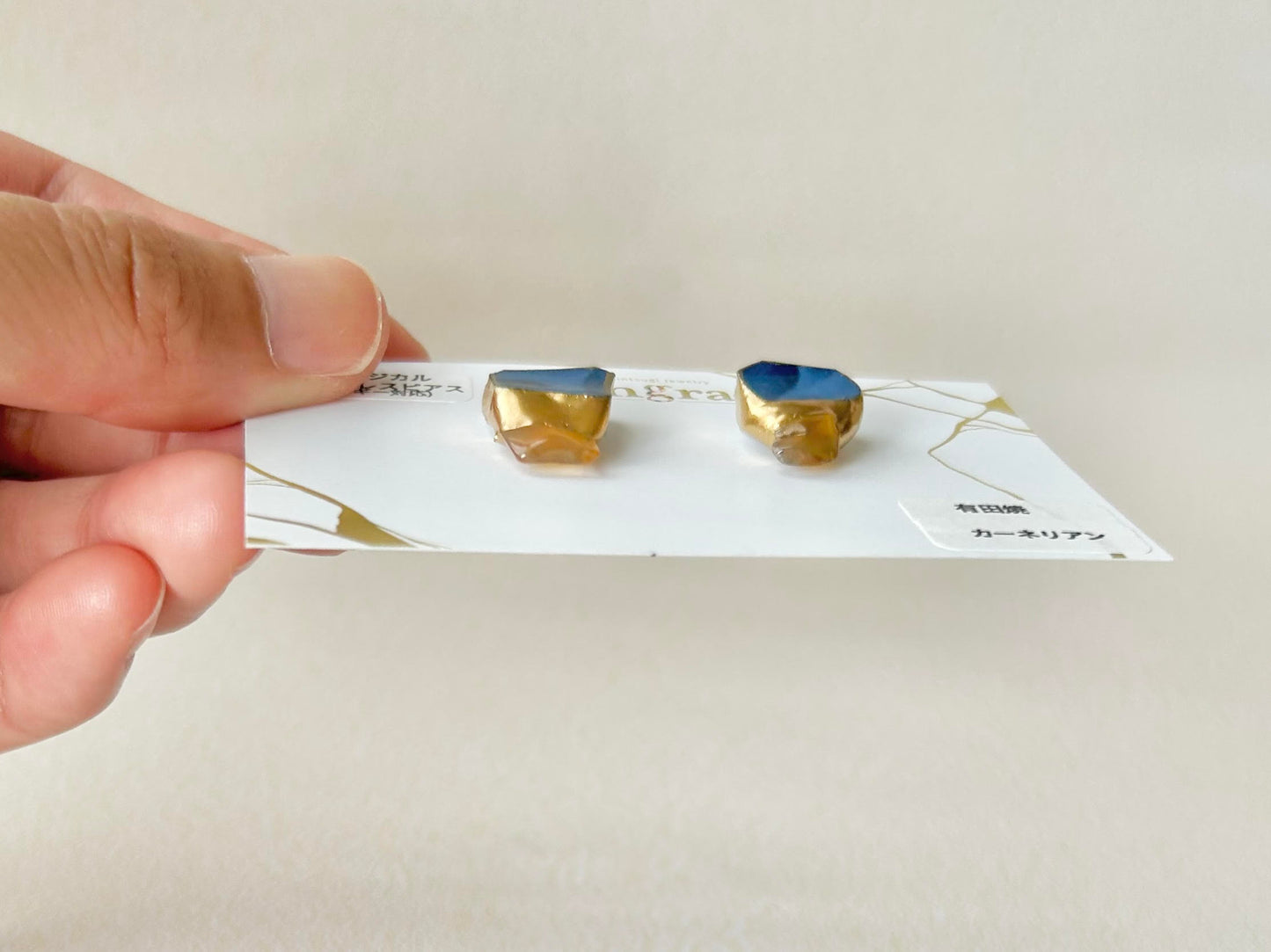 Imari Ware Kintsugi Titanium Earrings Gold Carnelian