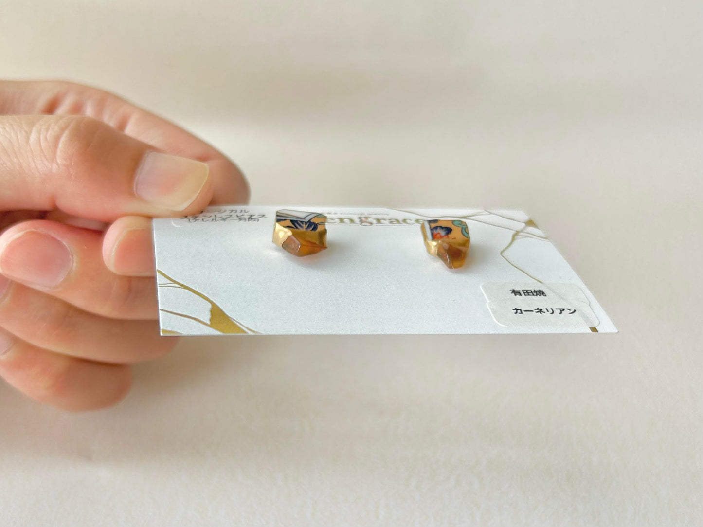 Imari Ware Kintsugi Titanium Earrings Gold Carnelian