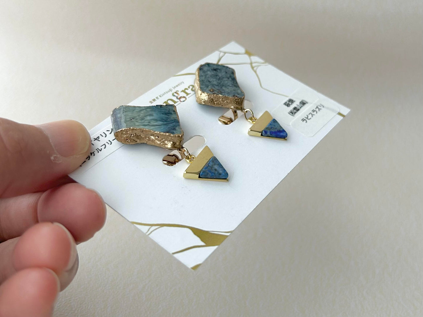 Imari Ware Kintsugi Titanium Earrings Gold Carnelian