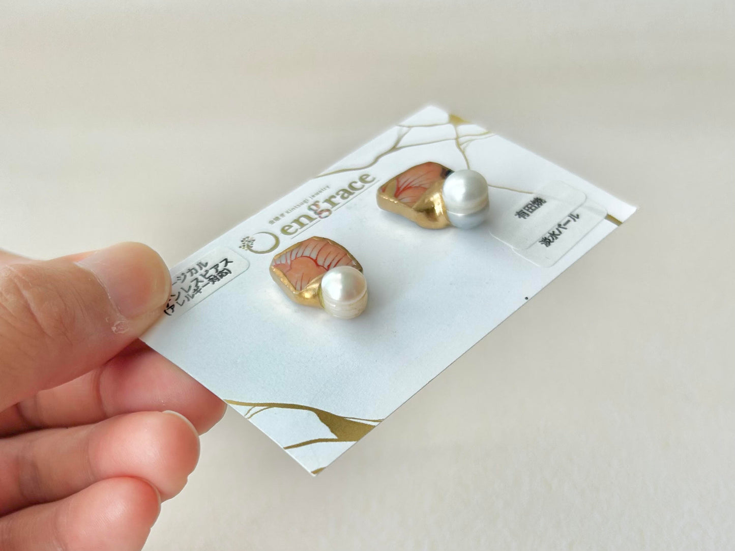 Imari Ware Kintsugi Titanium Earrings Gold Carnelian