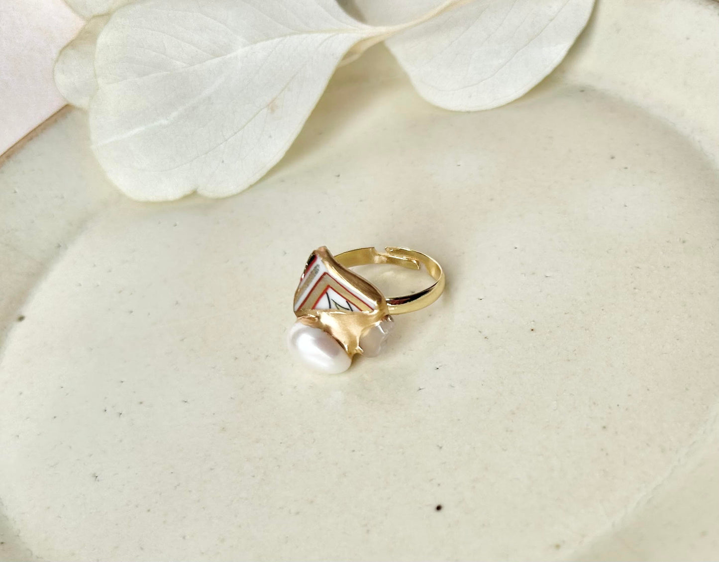 Sea Drifted Porcelain Kintsugi Ring one-size-fits-all