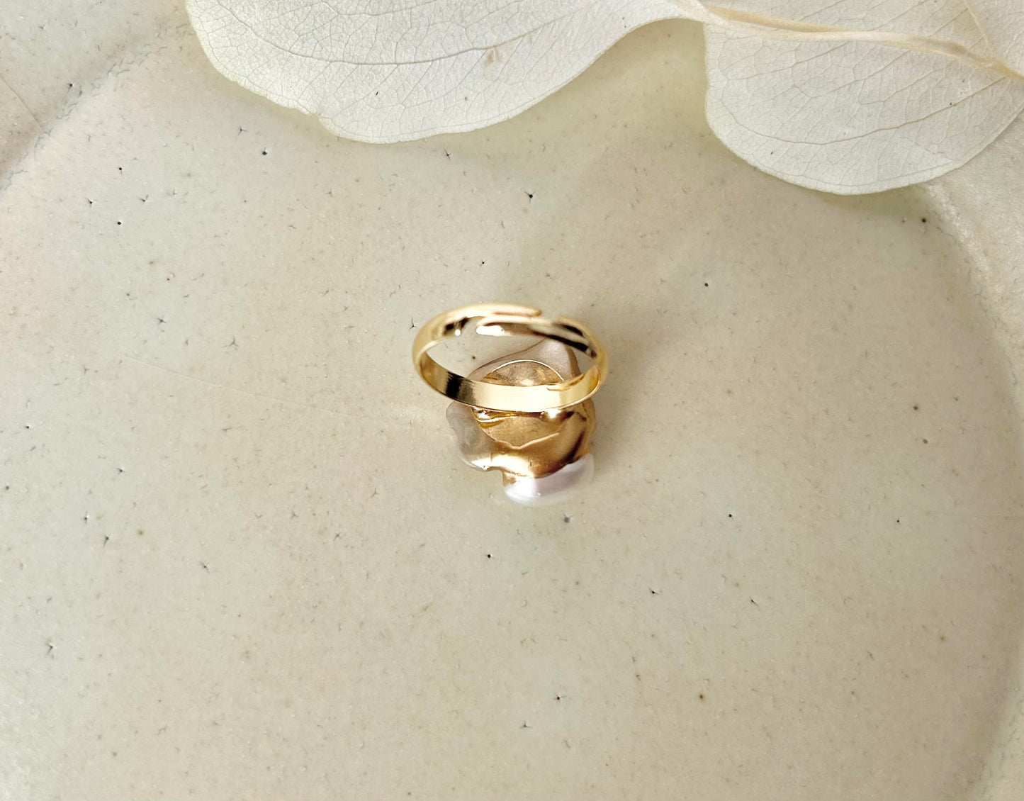 Sea Drifted Porcelain Kintsugi Ring one-size-fits-all