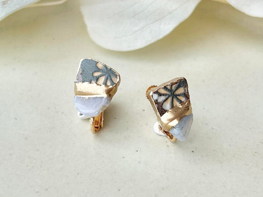 Imari Ware Kintsugi Titanium Earrings Gold Carnelian