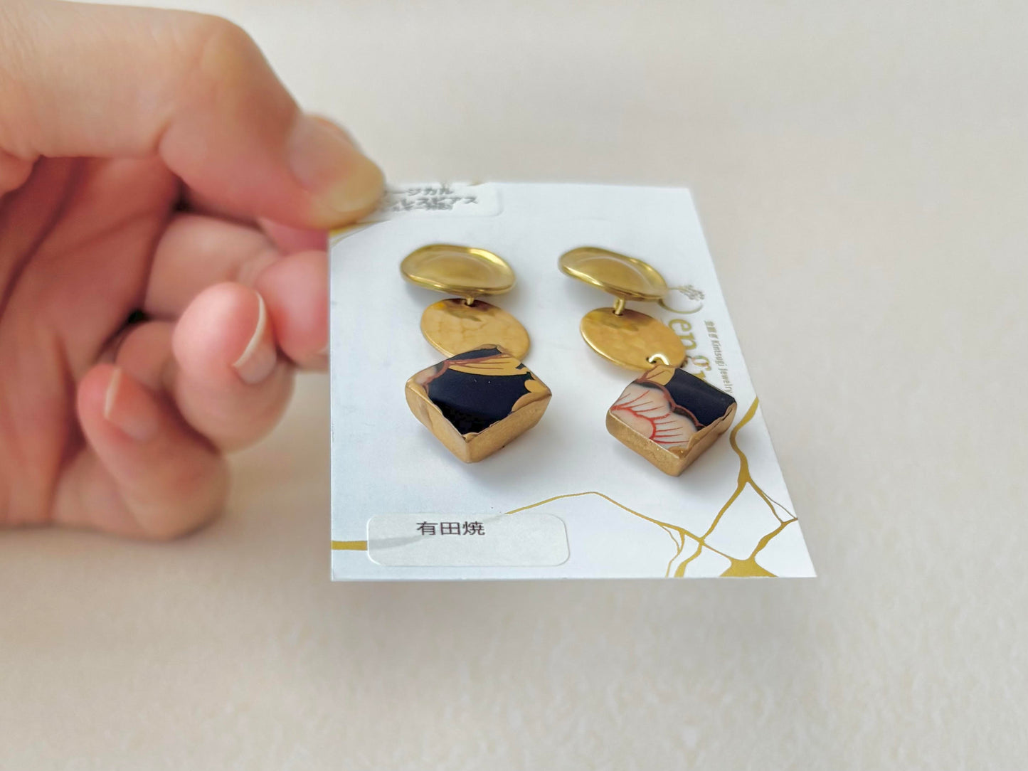 有田焼 　金継ぎ　サージカルステンレスピアス　花柄　リーフ柄　揺れる　伝統工芸　＃345