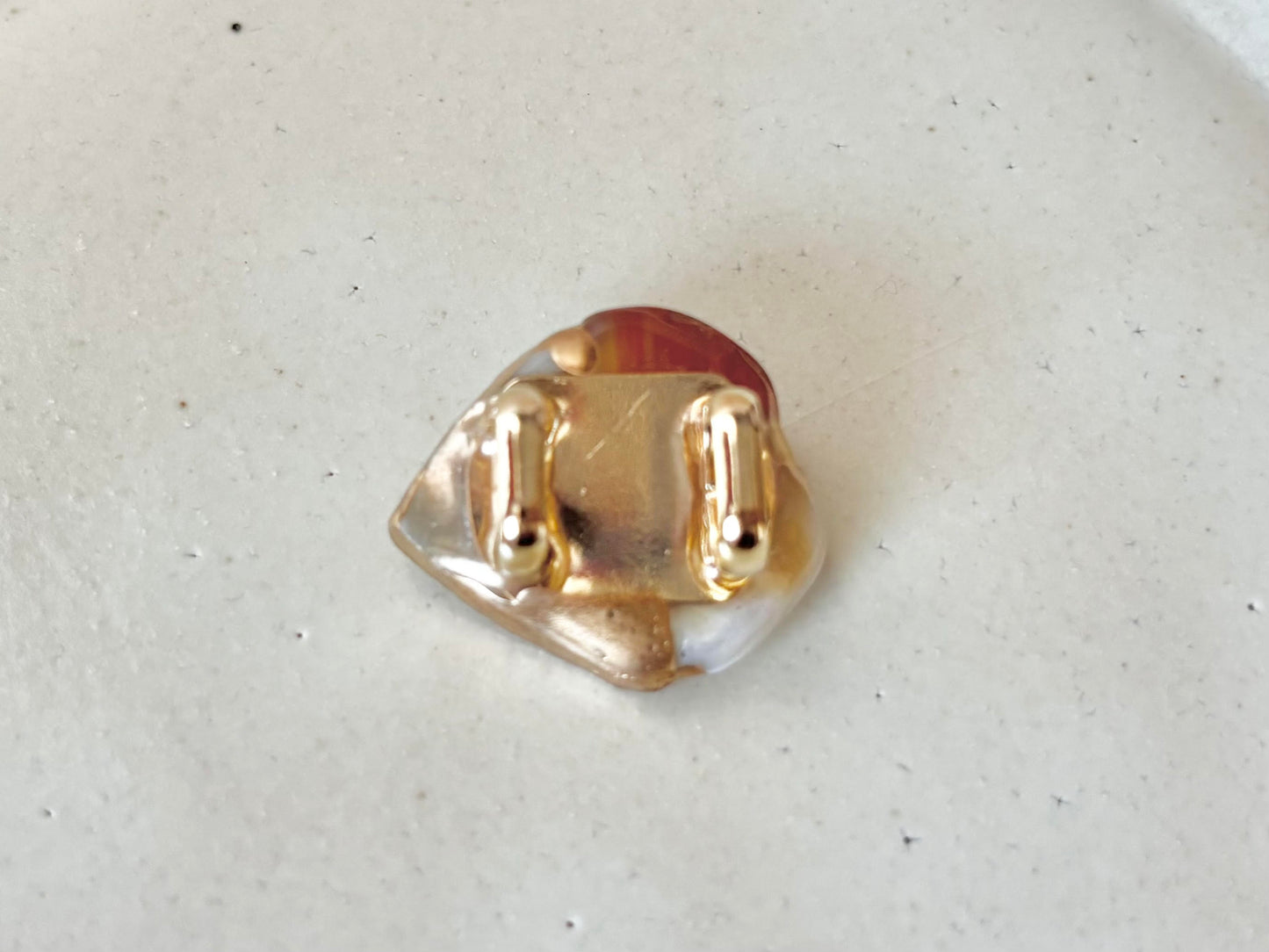 Imari Ware Kintsugi Titanium Earrings Gold Carnelian