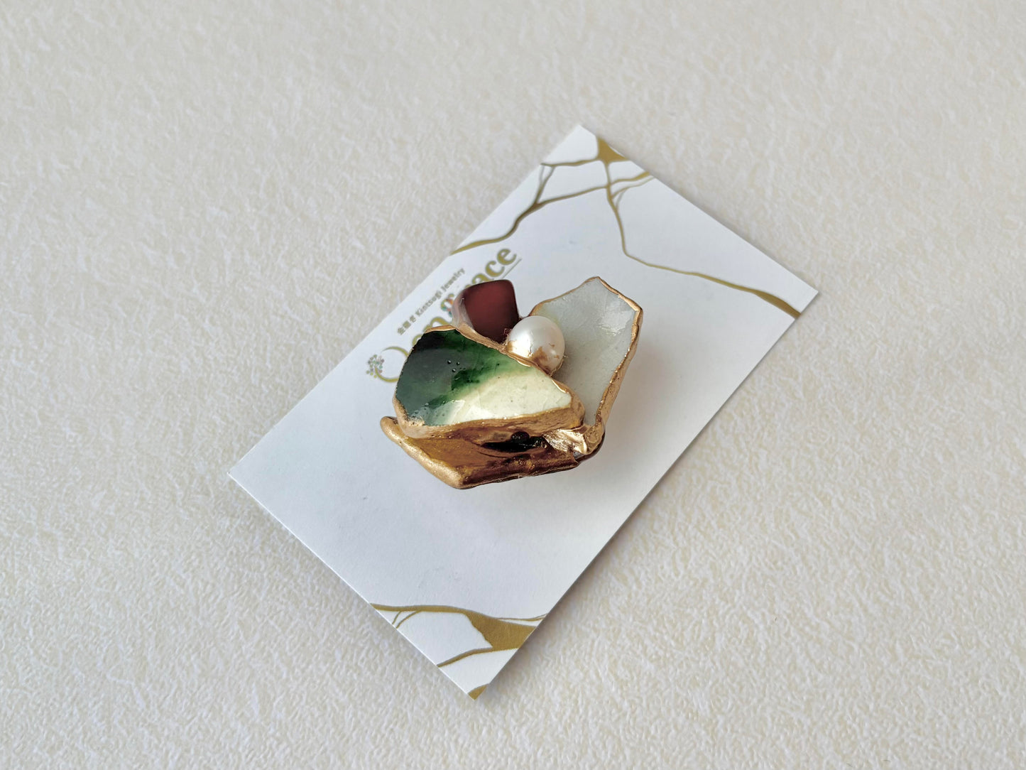 Imari Ware Kintsugi Titanium Earrings Gold Carnelian