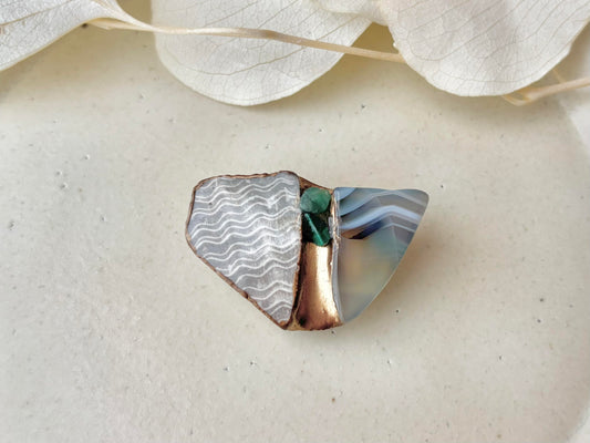 Imari Ware Kintsugi Titanium Earrings Gold Carnelian