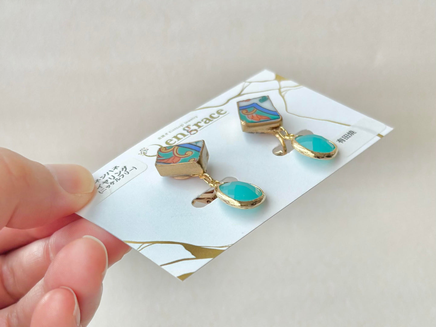 Imari Ware Kintsugi Titanium Earrings Gold Carnelian