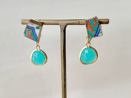 Imari Ware Kintsugi Titanium Earrings Gold Carnelian