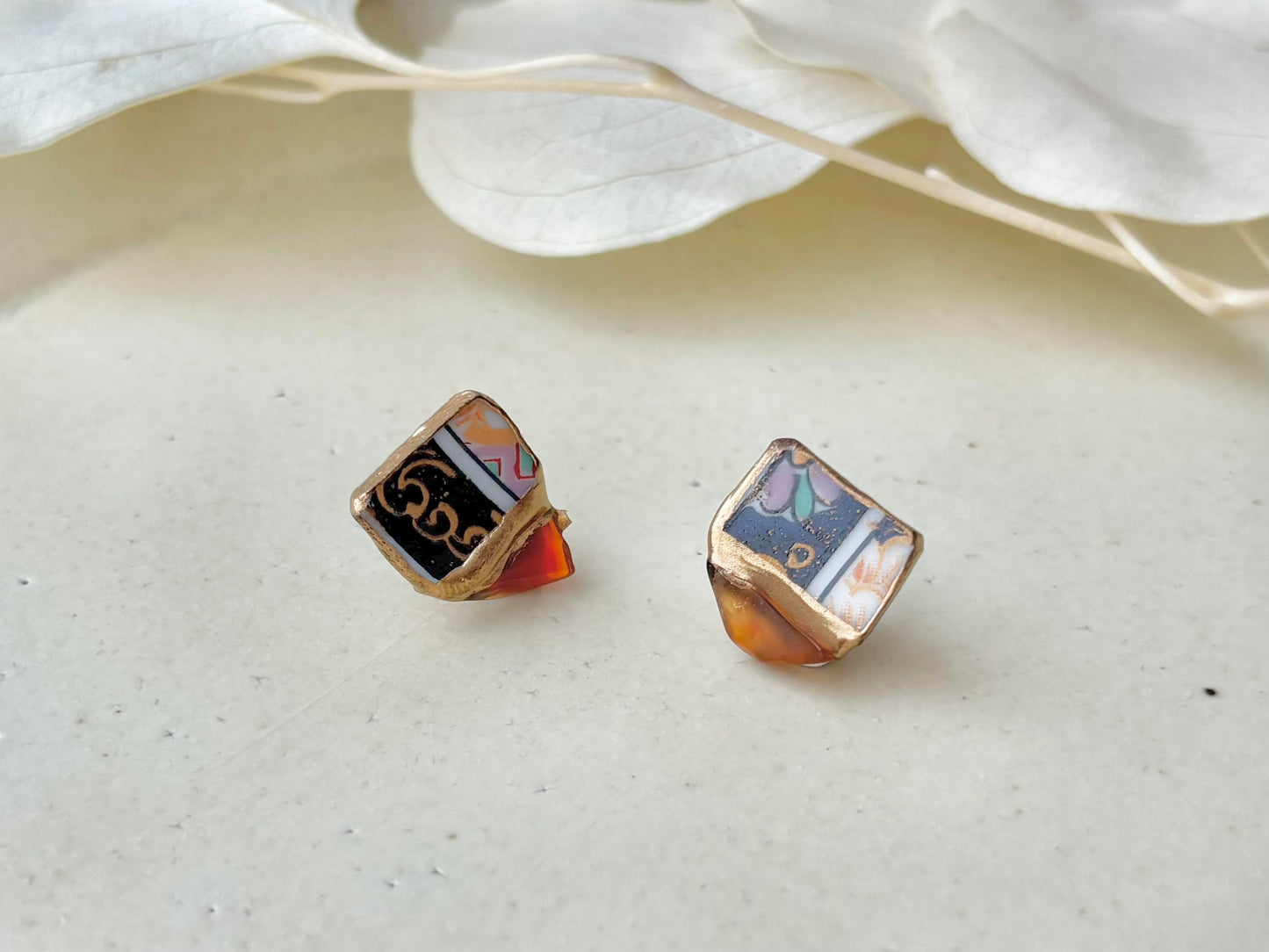 有田焼 　金継ぎ　サージカルステンレスピアス　和柄　カーネリアン　天然石　伝統工芸　＃376