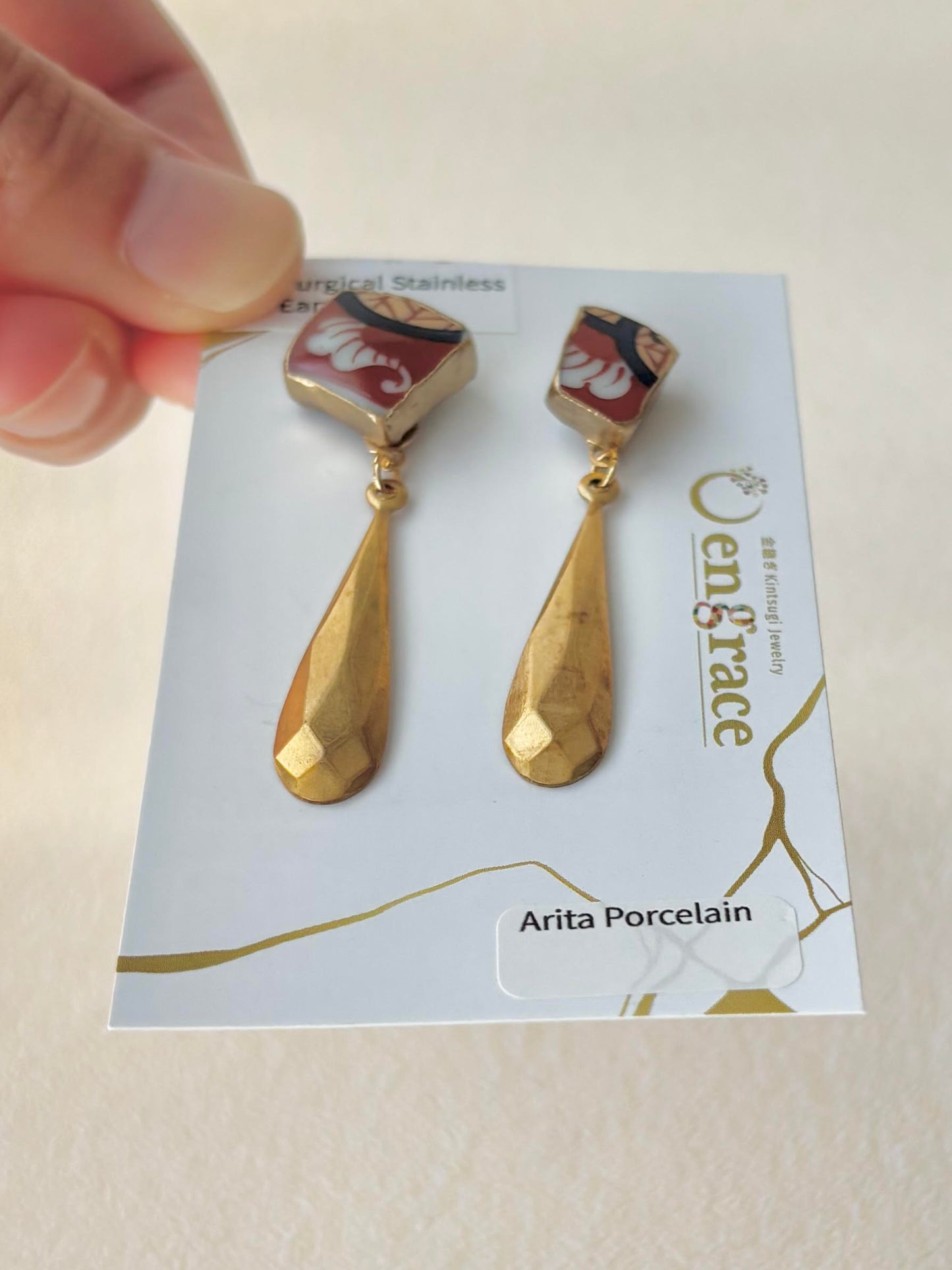 有田焼 　金継ぎ　サージカルステンレスピアス　和柄　ゴールド　揺れる　伝統工芸　＃379