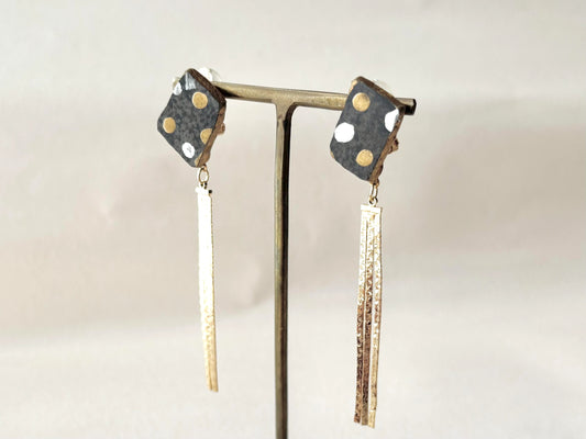 唐津焼　金継ぎ　ネジバネ式イヤリング　ゴールド　シルバー　黒　ドット柄　伝統工芸　#383