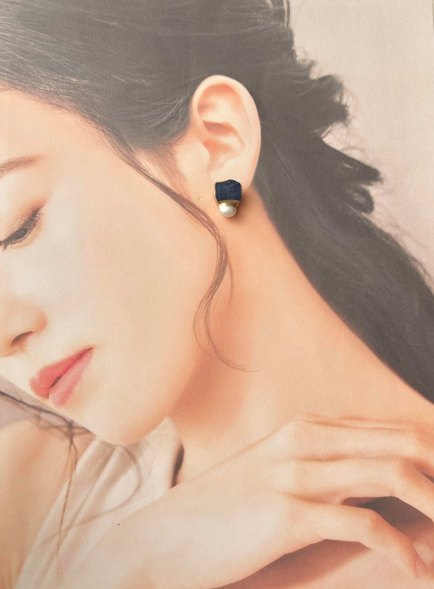 萩焼　金継ぎ　サージカルステンレスピアス　藍色　淡水パール　天然石　 伝統工芸　＃386