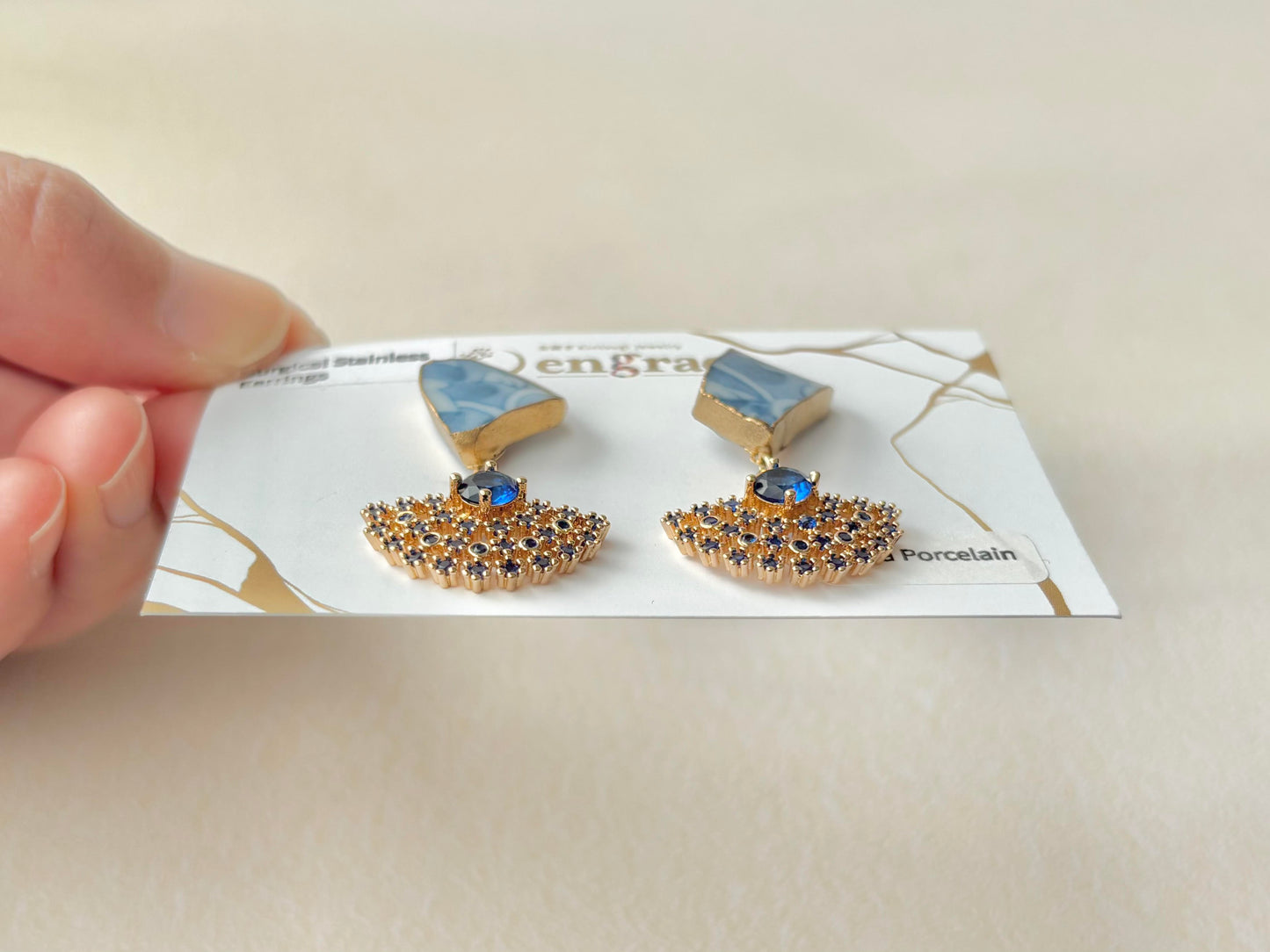 有田焼 　金継ぎ　サージカルステンレスピアス　青　和柄　揺れる　伝統工芸　＃388