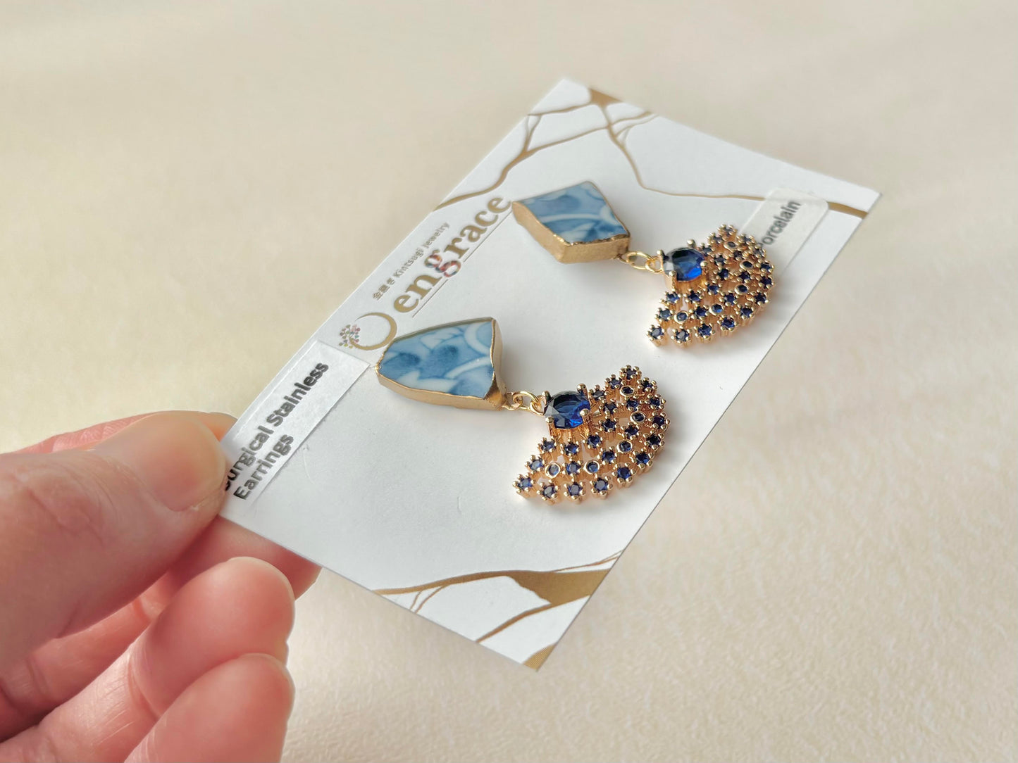 有田焼 　金継ぎ　サージカルステンレスピアス　青　和柄　揺れる　伝統工芸　＃388