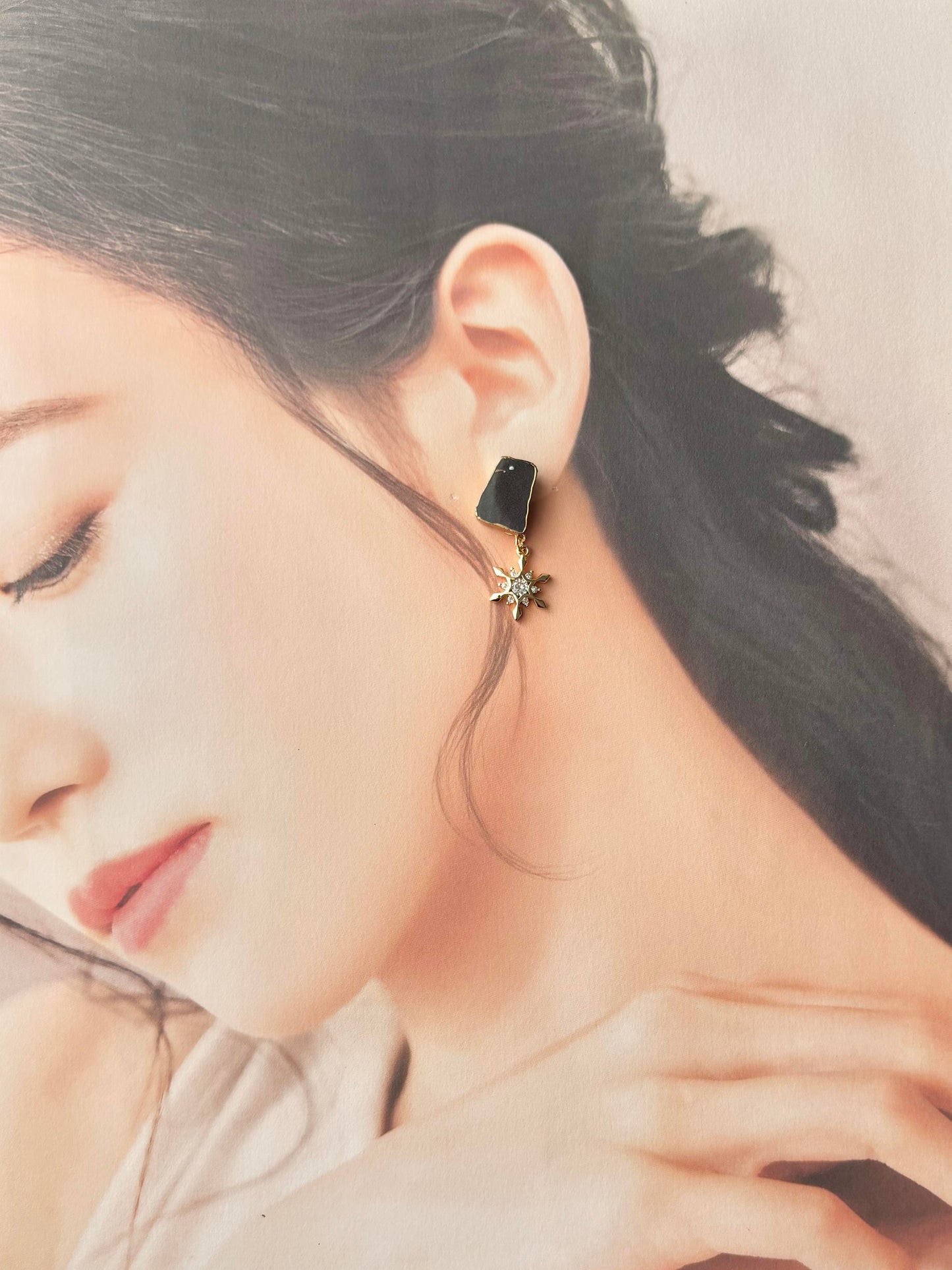 京焼 　金継ぎ　サージカルステンレスピアス　手書き　絵付け　花柄　黒　伝統工芸　＃391