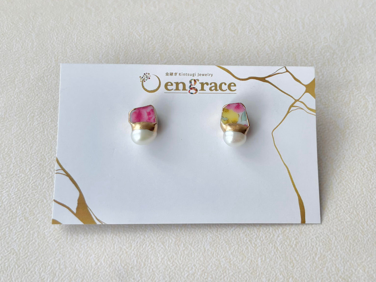 有田焼 　金継ぎ　サージカルステンレスピアス　ピンク　黄色　花柄　淡水パール　天然石　伝統工芸　＃393