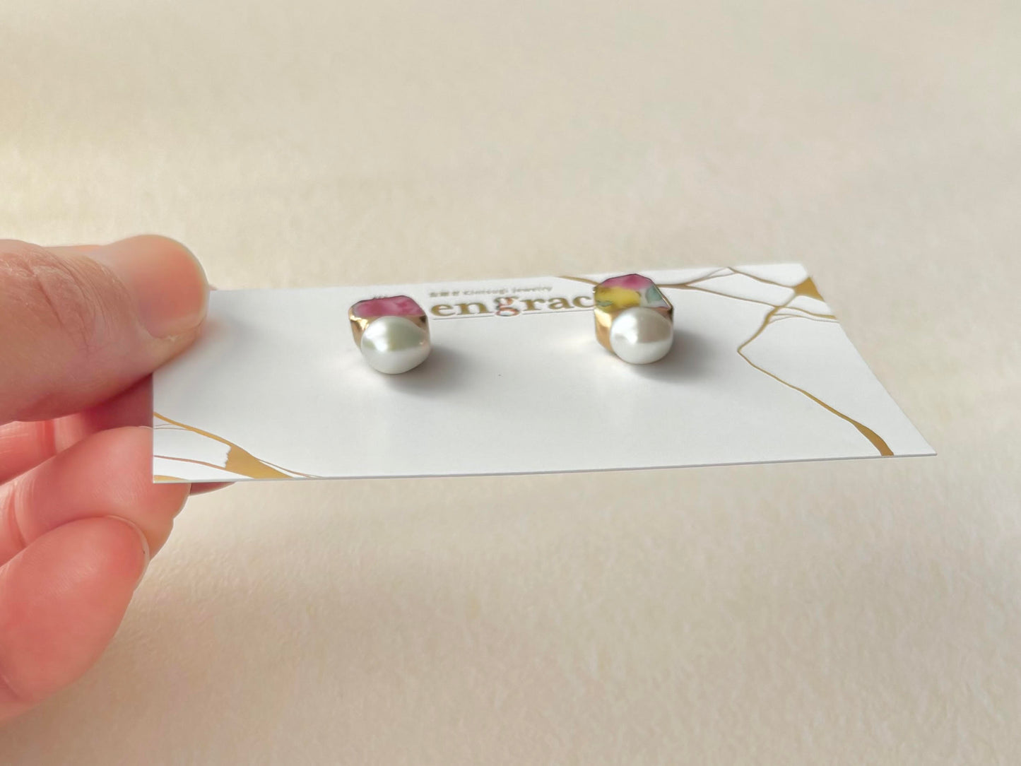 有田焼 　金継ぎ　サージカルステンレスピアス　ピンク　黄色　花柄　淡水パール　天然石　伝統工芸　＃393