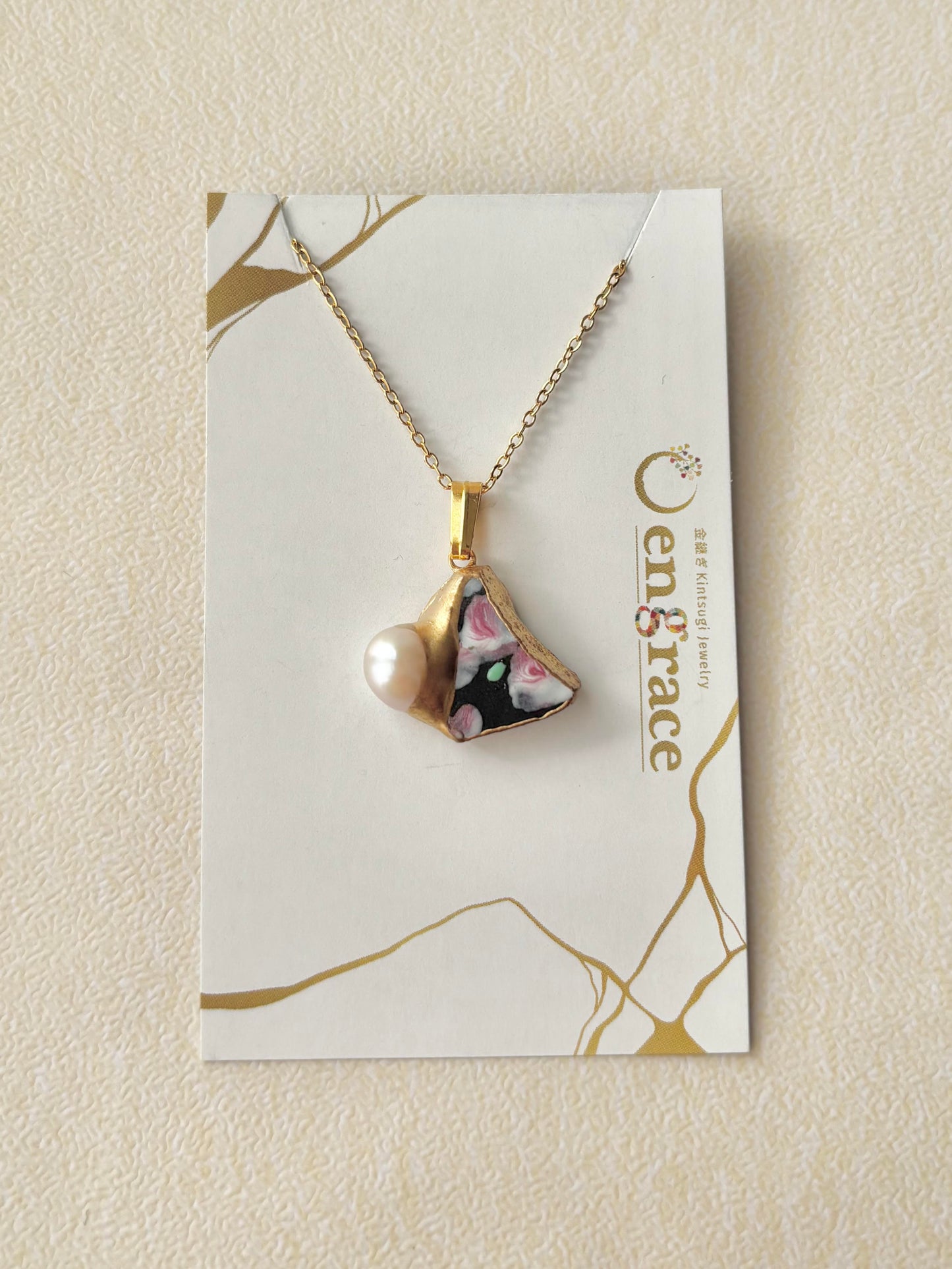 京焼　金継ぎ　ネックレス　サージカルステンレスチェーン　アレルギー対応　18K　手書き　絵付け　花柄　淡水パール　天然石　伝統工芸　＃398